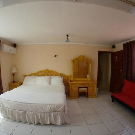 De Cuba Bed & Breakfast Ноорд Экстерьер фото
