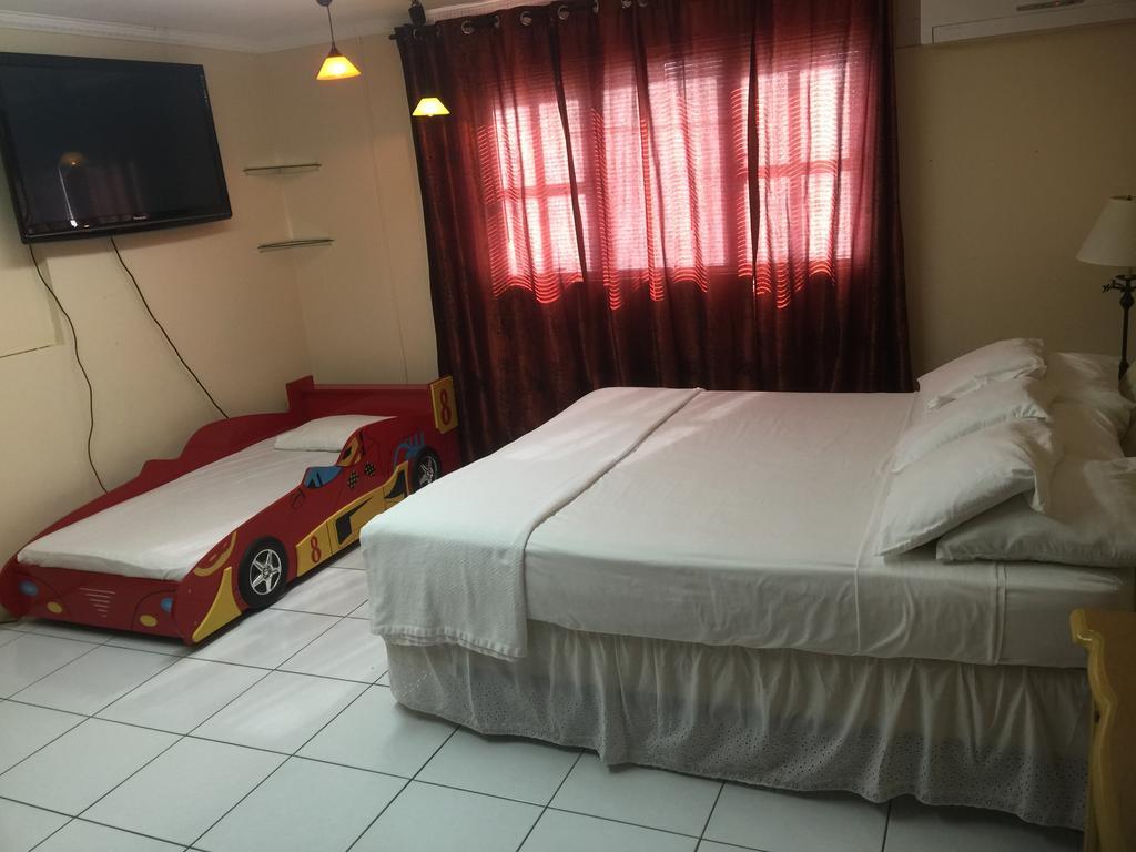 De Cuba Bed & Breakfast Ноорд Экстерьер фото