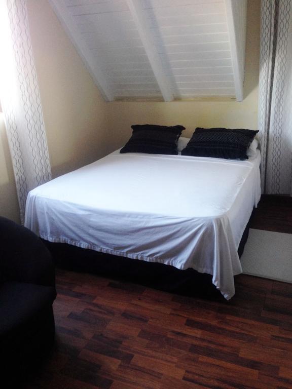 De Cuba Bed & Breakfast Ноорд Номер фото
